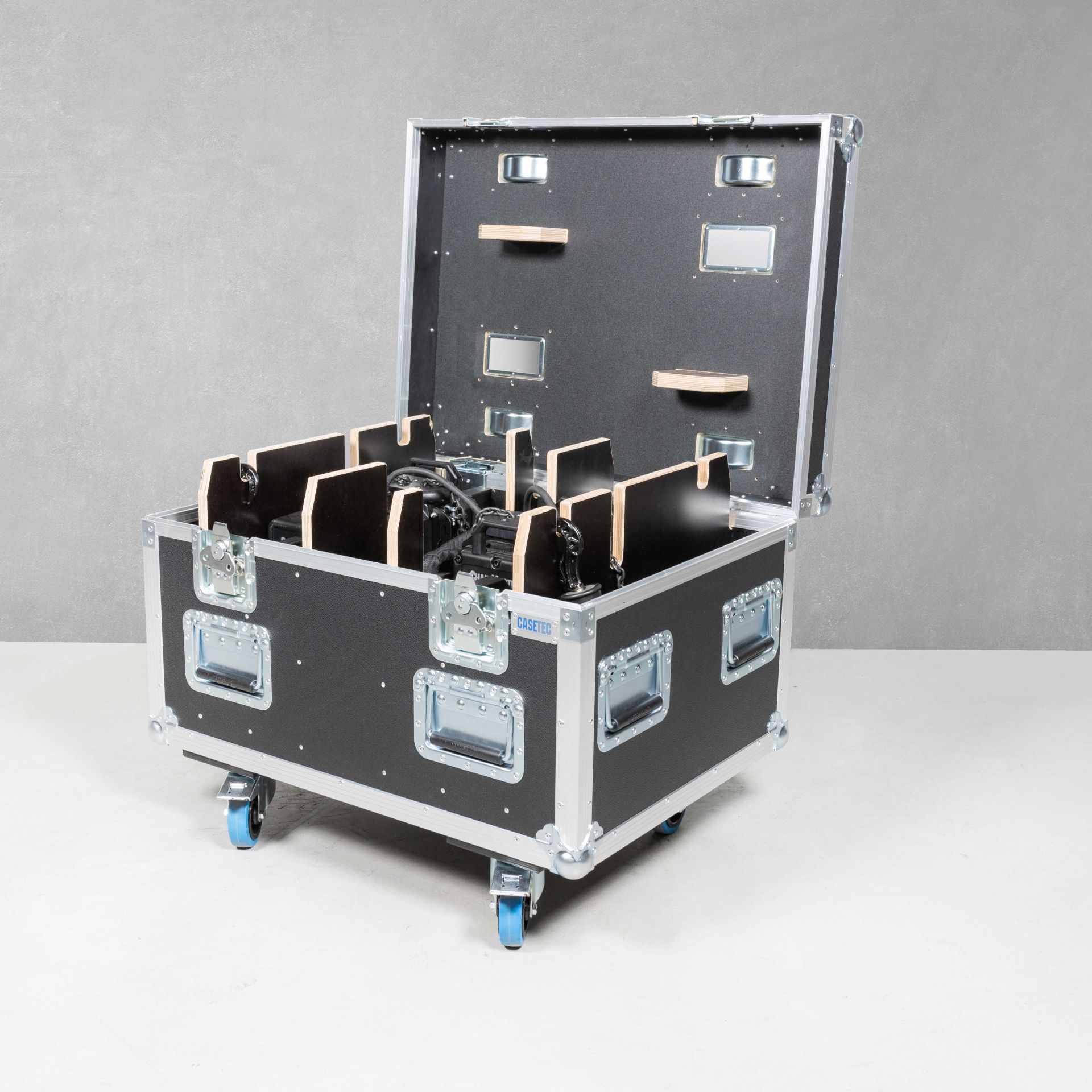 IMGL2924-1_1920x1920